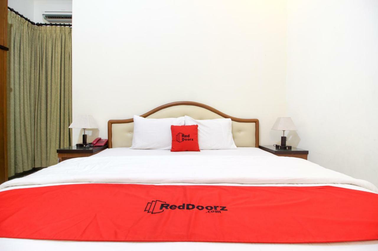 Reddoorz Plus @ Tegal Panggung Hotel Yogyakarta Exterior photo